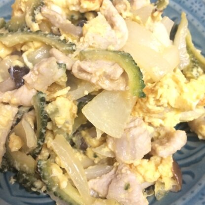 素朴な味で美味しい〜！！
ゴーヤの苦味も少なくて食べやすかったです♪